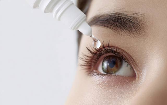 “드디어 안경 없는 시대 오나”···‘특수 안약’ 한 방울 넣었더니 벌어진 일